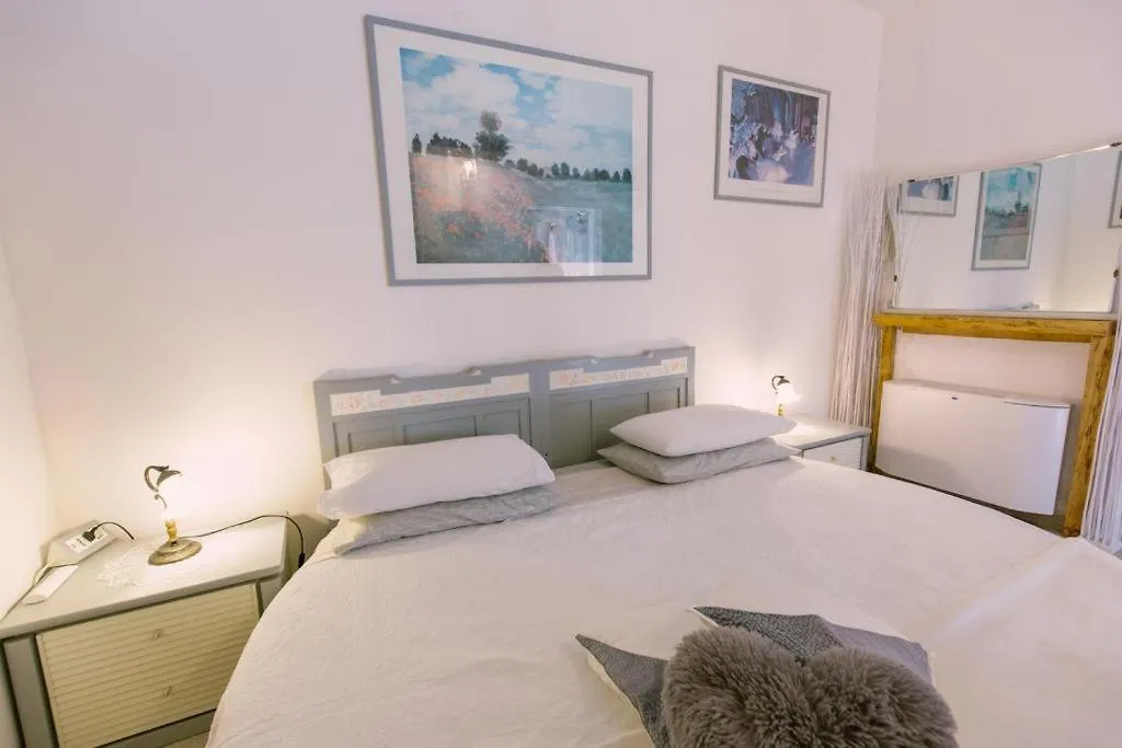 Gardabeds Adults Only Hotel Castelnuovo del Garda 0*,